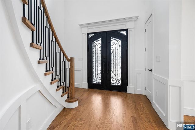 526 Doremus Avenue, Glen Rock, NJ 07452