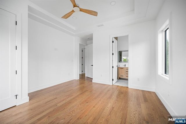 526 Doremus Avenue, Glen Rock, NJ 07452