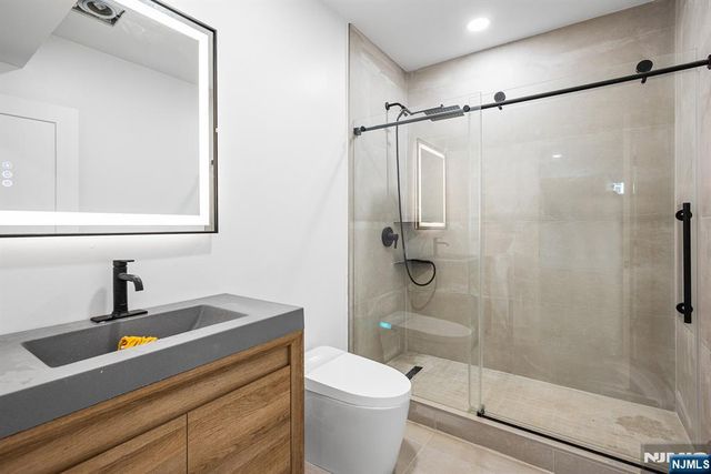 526 Doremus Avenue, Glen Rock, NJ 07452
