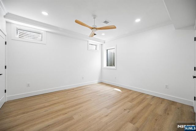 526 Doremus Avenue, Glen Rock, NJ 07452