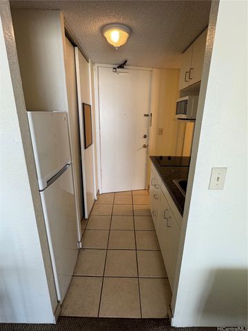 445 Seaside Avenue 3206, Honolulu, HI 96815