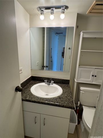 445 Seaside Avenue 3206, Honolulu, HI 96815