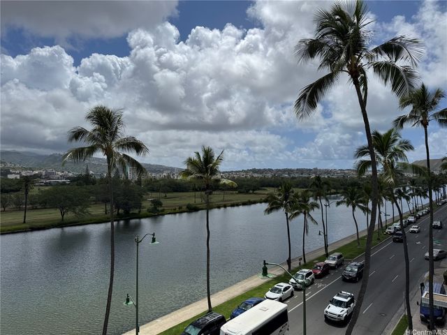 445 Seaside Avenue 3206, Honolulu, HI 96815