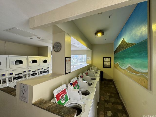 445 Seaside Avenue 3206, Honolulu, HI 96815