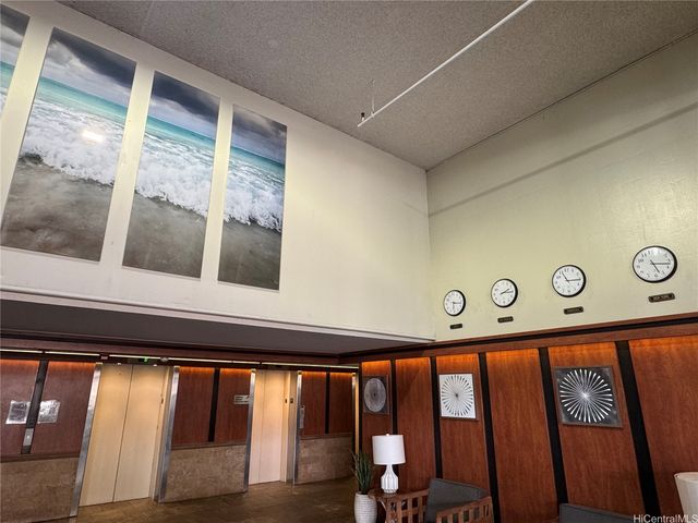 445 Seaside Avenue 3206, Honolulu, HI 96815