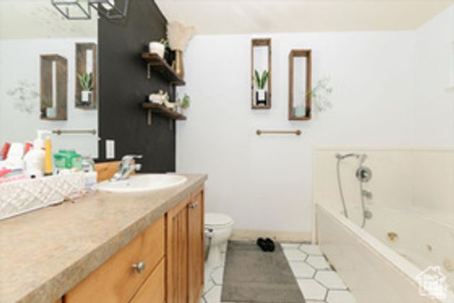 2673 S 2400 W, Weston, ID 83286