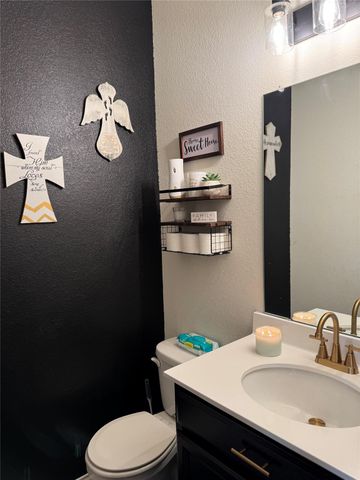 204 Eli Whitney WAY, Hutto, TX 78634