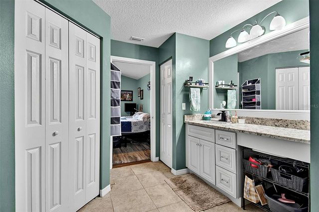 10 LARKSPUR WAY, Palm Coast, FL 32137