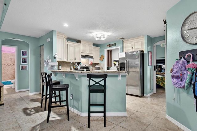 10 LARKSPUR WAY, Palm Coast, FL 32137