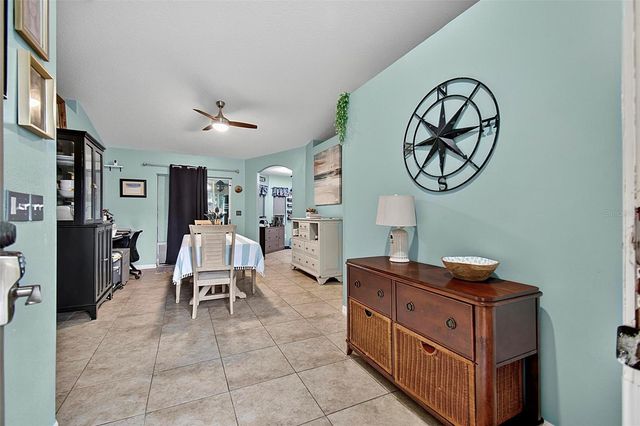 10 LARKSPUR WAY, Palm Coast, FL 32137