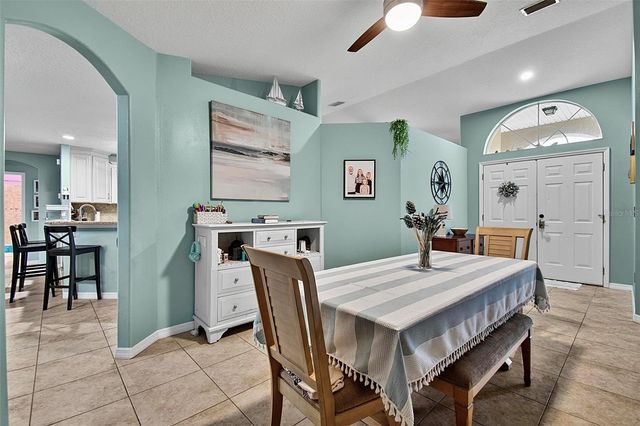 10 LARKSPUR WAY, Palm Coast, FL 32137