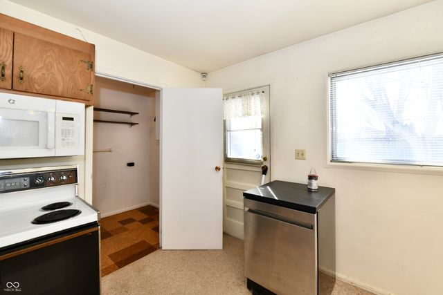 3444 Hermosa Court, Indianapolis, IN 46235