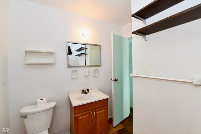 3444 Hermosa Court, Indianapolis, IN 46235