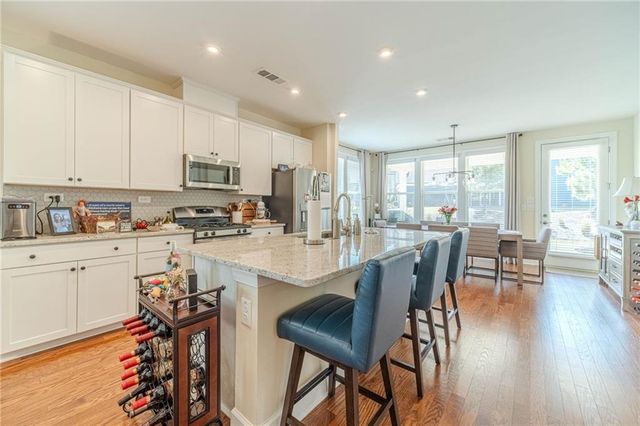 196 Chatuge Drive, Hoschton, GA 30548