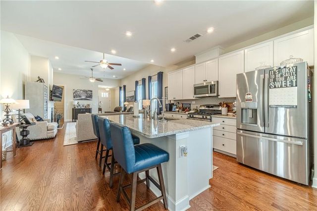 196 Chatuge Drive, Hoschton, GA 30548