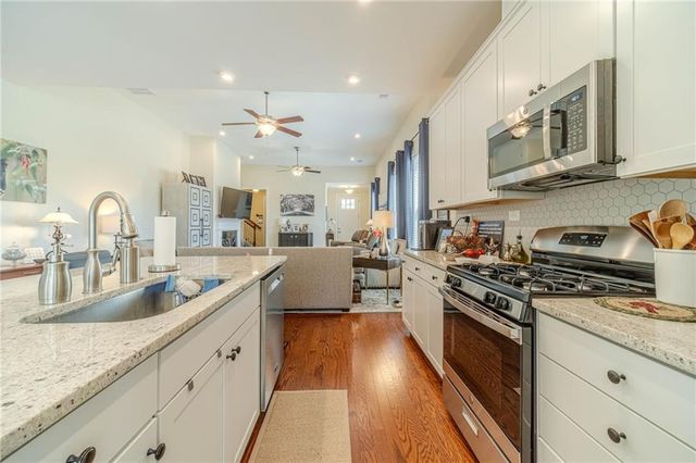 196 Chatuge Drive, Hoschton, GA 30548