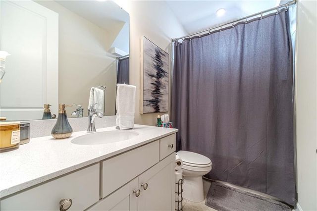 196 Chatuge Drive, Hoschton, GA 30548