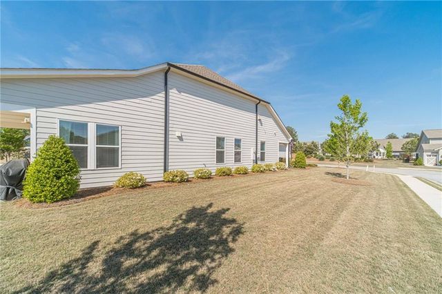 196 Chatuge Drive, Hoschton, GA 30548