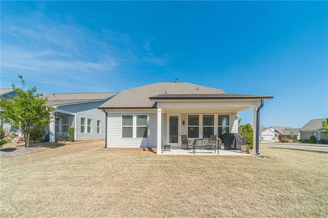 196 Chatuge Drive, Hoschton, GA 30548