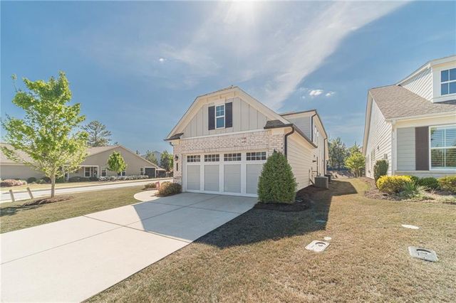 196 Chatuge Drive, Hoschton, GA 30548