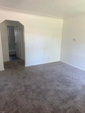 20846 Hampton Street, Harper Woods, MI 48225