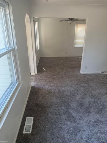 20846 Hampton Street, Harper Woods, MI 48225