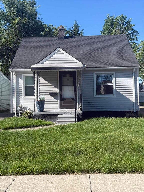 20846 Hampton Street, Harper Woods, MI 48225