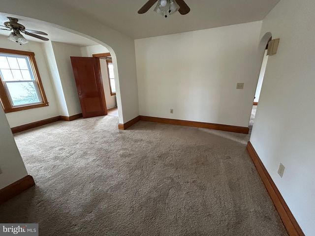 711 E MARKET ST, Mcconnellsburg, PA 17233