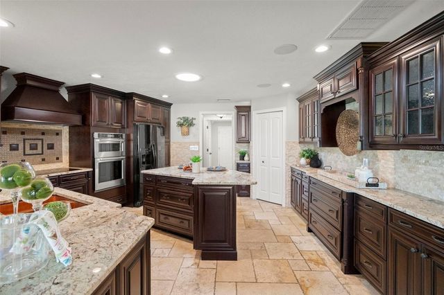 2991 PINEWOOD RUN, Palm Harbor, FL 34684