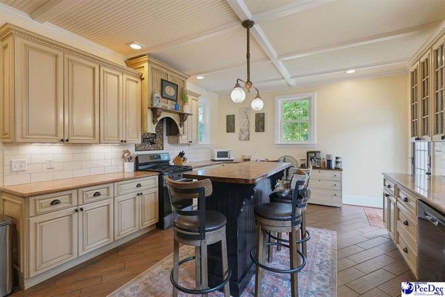 1004 W Palmetto Steet, Florence, SC 29501