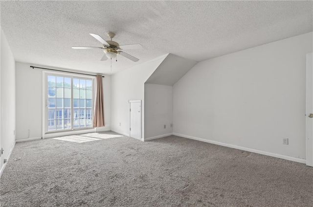 4 Chinaberry PL, Hampton, VA 23666