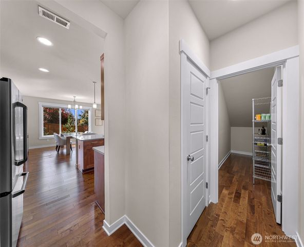 4808 Hunttings Lane, Mukilteo, WA 98275