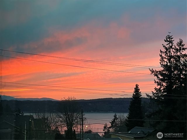 4808 Hunttings Lane, Mukilteo, WA 98275