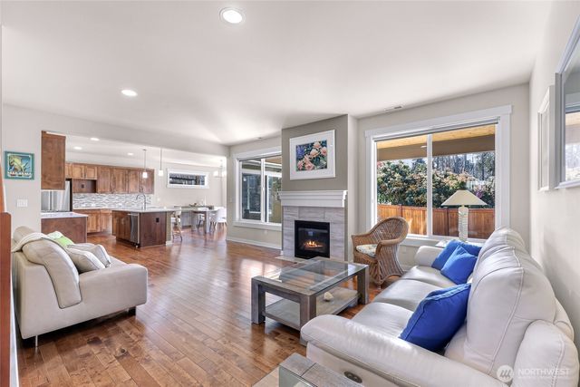 4808 Hunttings Lane, Mukilteo, WA 98275