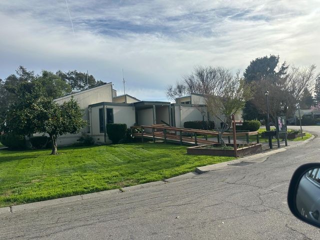 6 Softwind, Lodi, CA 95242