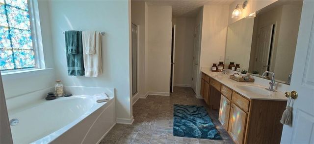3811 Roxfield Drive, Buford, GA 30518