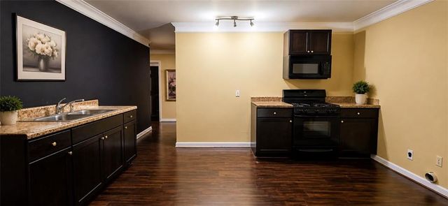 3811 Roxfield Drive, Buford, GA 30518