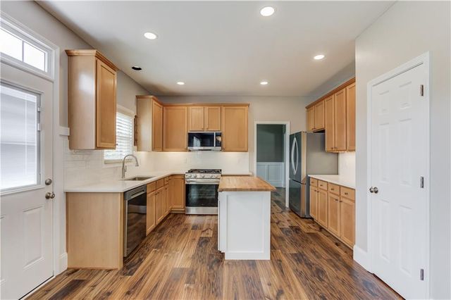 2651 Chandler Grove Court, Buford, GA 30519