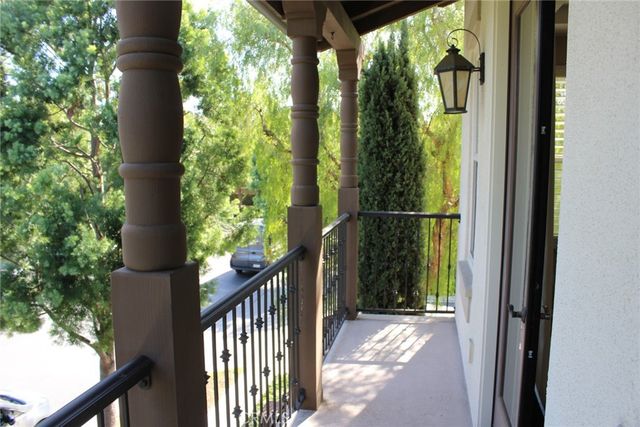 83 Thornhurst, Irvine, CA 92620