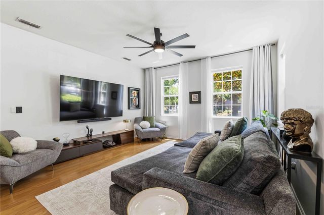 9040 ASPEN HOLLOW PLACE, Riverview, FL 33578