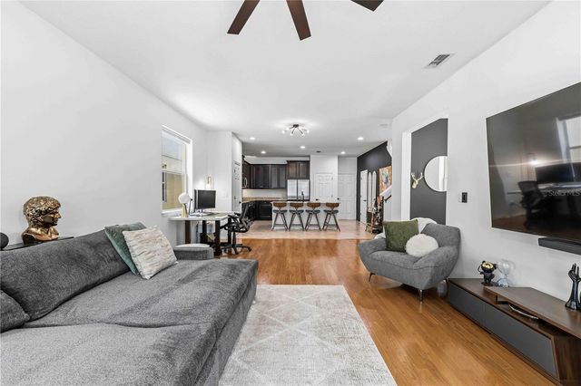 9040 ASPEN HOLLOW PLACE, Riverview, FL 33578