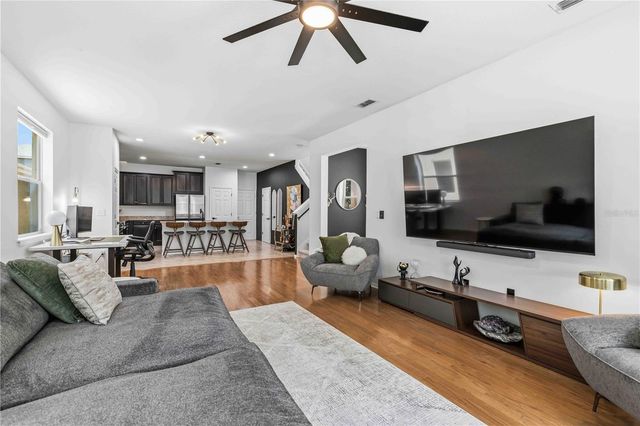 9040 ASPEN HOLLOW PLACE, Riverview, FL 33578