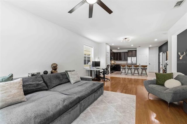 9040 ASPEN HOLLOW PLACE, Riverview, FL 33578