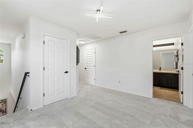 9040 ASPEN HOLLOW PLACE, Riverview, FL 33578