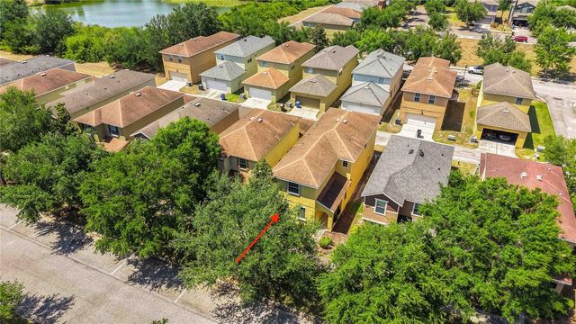 9040 ASPEN HOLLOW PLACE, Riverview, FL 33578