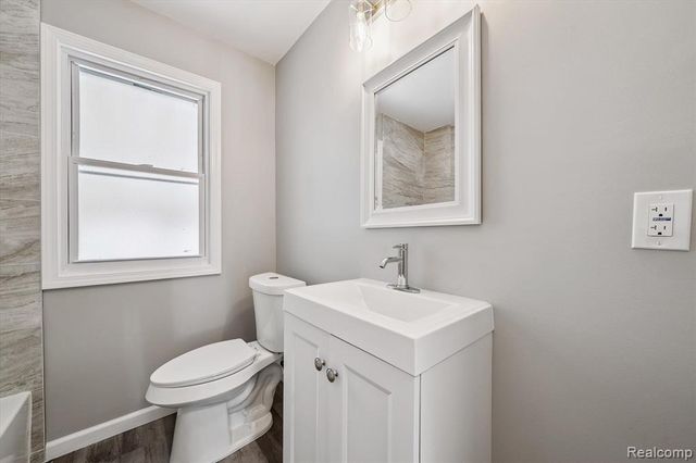 18902 Westmore Street, Livonia, MI 48152