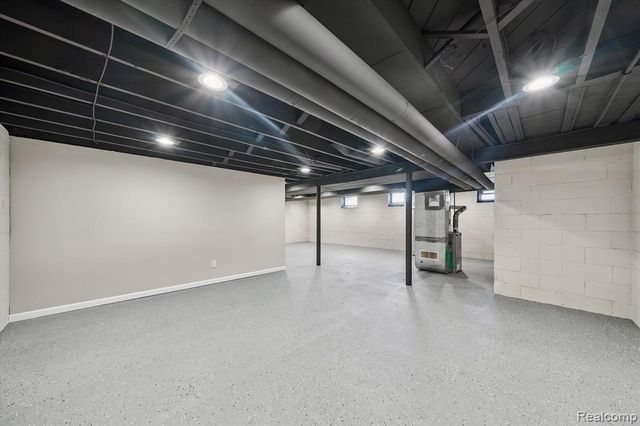 18902 Westmore Street, Livonia, MI 48152