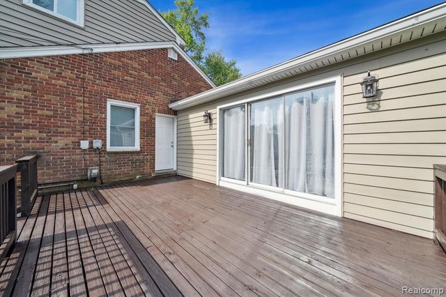 18902 Westmore Street, Livonia, MI 48152