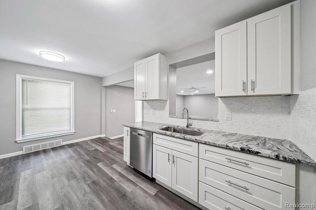 18902 Westmore Street, Livonia, MI 48152