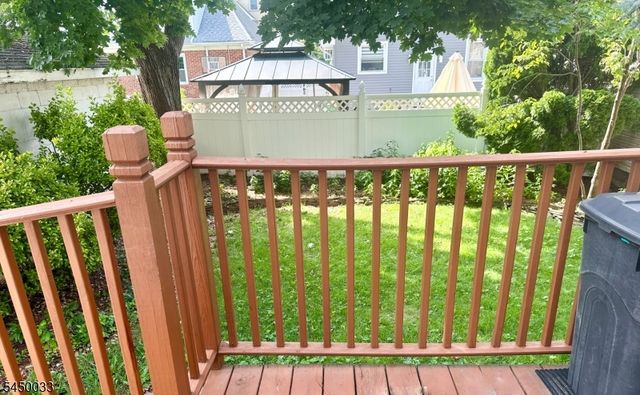 194 Glenwood Rd, Elizabeth City, NJ 07208